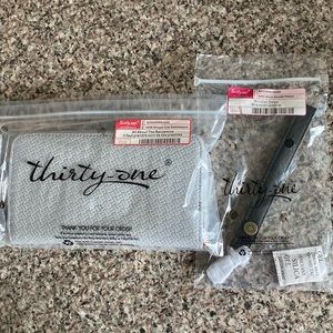 Thirty One All About The Benjamin’s Wallet & Wristlet Strap NWT